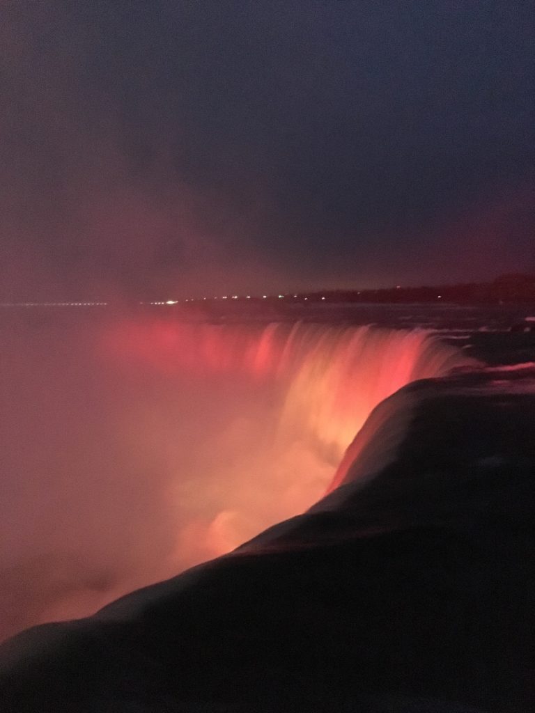 Buffalo et Niagara Falls image photo